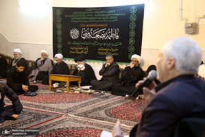 عزاداری در بیوت مراجع عظام تقلید و علما در سالروز شهادت حضرت فاطمه(س)
