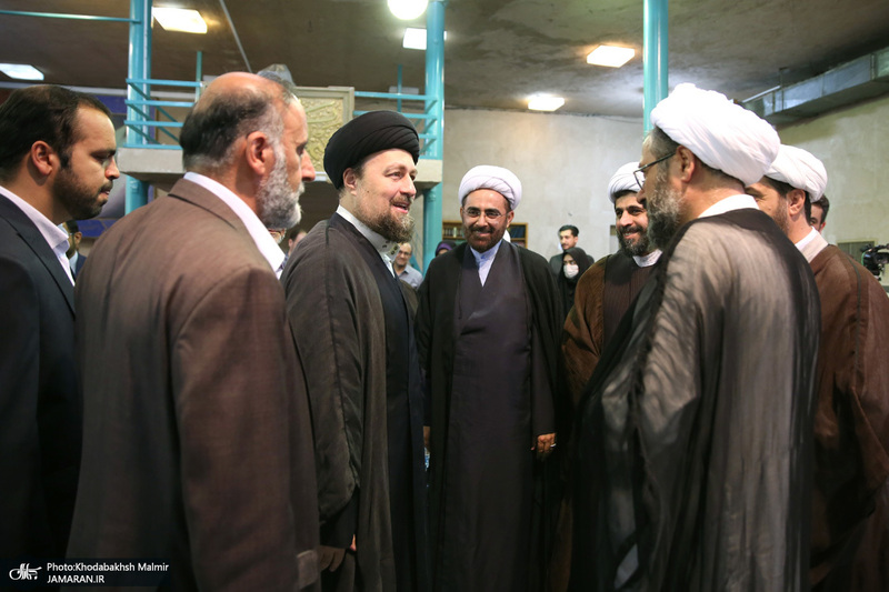 آیین رونمایی از نسخه جدید نرم افزار مجموعه آثار امام خمینی(ره) در حسینیه جماران