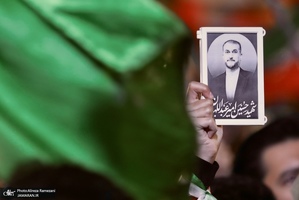 هشتادمین اجتماع پر شور مردم در میادین تهران
