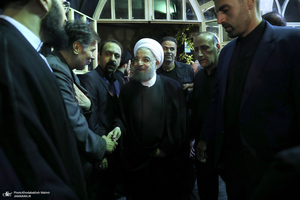 مراسم بزرگداشت همسر آیت الله موسوی بجنوردی (ره) در حسینیه شماره یک جماران-3
