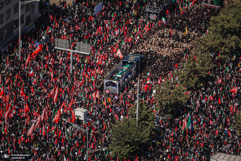 تصاویر هوایی از مراسم تشییع پیکر مطهر رهبر شهید انقلاب در تهران