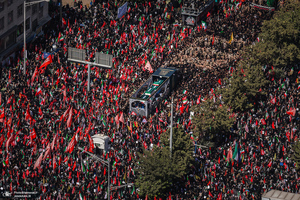 تصاویر هوایی از مراسم تشییع پیکر مطهر رهبر شهید انقلاب در تهران