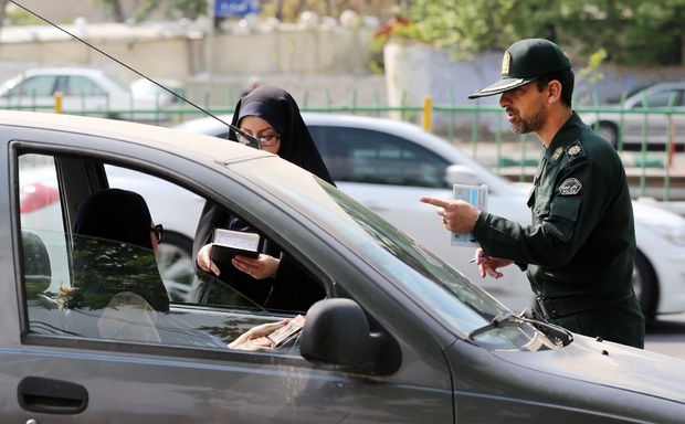 روایت یک خبرنگار از توقیف ماشینش به خاطر مسئله حجاب به شکلی شوکه کننده