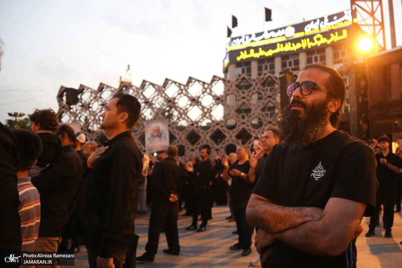 مراسم خیمه سوزان در میدان امام حسین (ع)