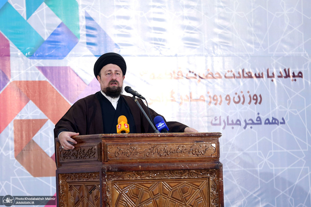 یادآوری تاریخی سید حسن خمینی از مخالفت برخی جریانات سنتی با «بلندگو» و «دوش حمام»!