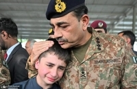 کودک 6 ساله شیعه پاکستانی بر اثر حمله هند کشته شد (4)