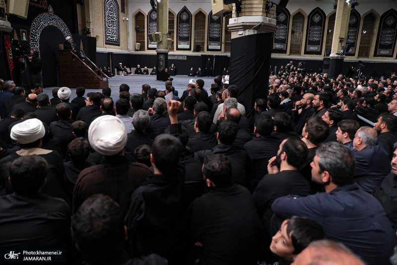 آخرین شب مراسم عزاداری حضرت اباعبدالله الحسین (ع) در حسینیه امام خمینی