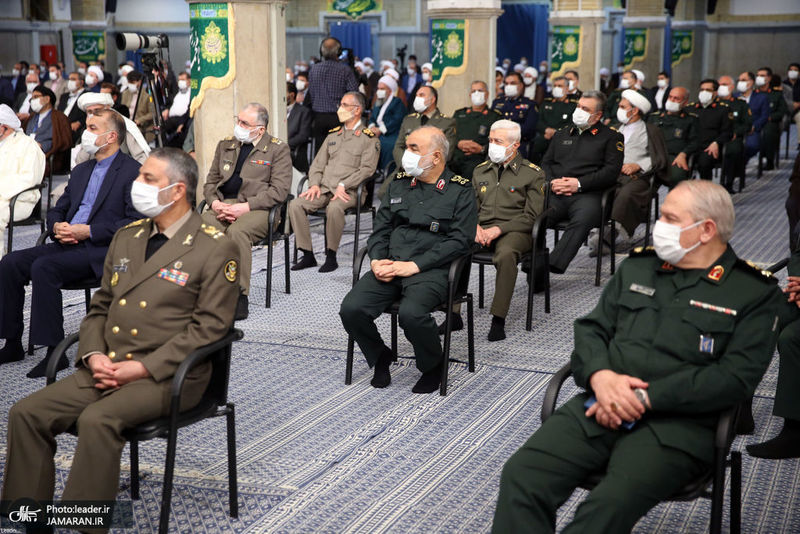 دیدار میهمانان کنفرانس وحدت اسلامى‌ و جمعی از مسئولان نظام با رهبر معظم انقلاب