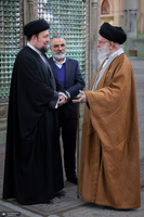 حضور رهبر معظم انقلاب در حرم مطهر حضرت امام خمینی