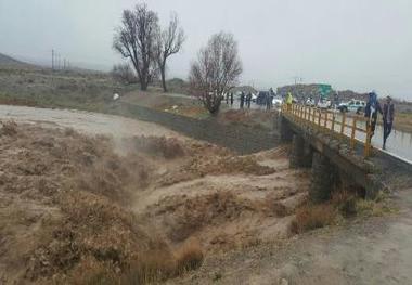 عملیات تمرینی نجات از سیلاب و آب های خروشان در خنداب آغاز شد