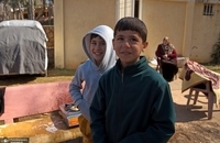 دیدار و گفت‌وگوی هیأت نمایندگان رهبر انقلاب با جمعی از جنگ‌زدگان سوری مستقر در لبنان (9)