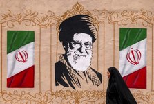  این برداشت که ایران از نظر راهبردی ضعیف‌تر شده نادرست و در عین حال خطرناک خواهد بود/ بعید است ایران به انزوای کامل و «قلعه‌ای» عقب‌نشینی کند/ جنگ همسایگان ایران را نیز نگران و بی ثبات کرده است