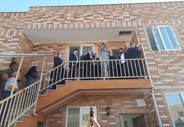 وزیر راه در بازدید از پروژه مسکن مهرگان خراسان رضوی: بیش از ۳۰۰ واحد مسکن ملی آماده تحویل است/ تلاش برای پرداخت وام جدید به متقاضیان/ تامین وام ۱۰۰ میلیونی در دستور کار قرار گرفت