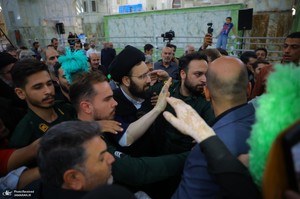 نماز ظهر و عصر روز ارتحال امام در حرم امام خمینی