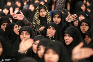 مراسم بزرگداشت رئیس‌جمهور شهید و همراهان گرامی ایشان با حضور رهبر انقلاب