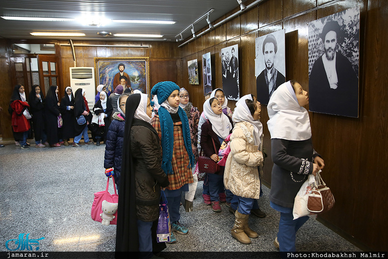 آغاز گرامیداشت دهه فجر در حسینیه جماران