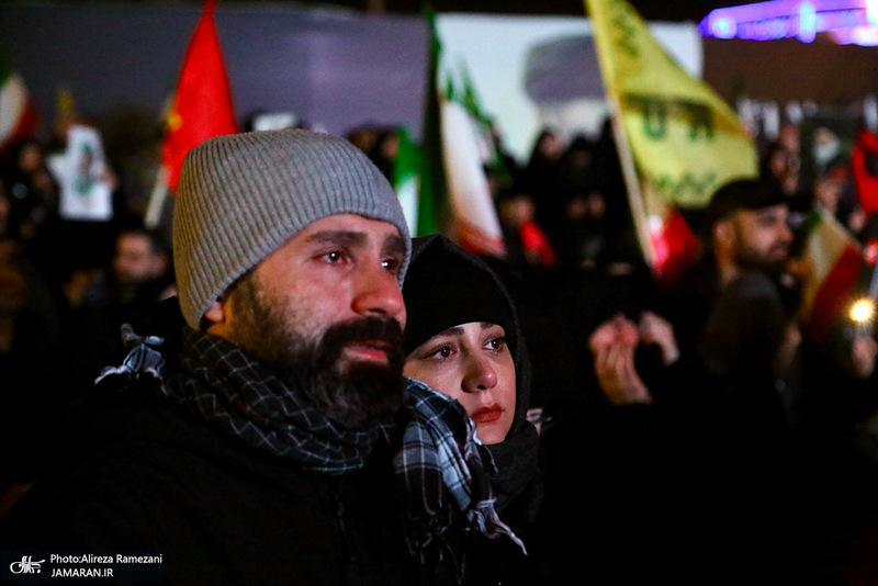 تجمع مردمی در میدان انقلاب اسلامی تهران
