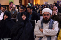 دیدار مهمانان سی و سومین کنفرانس وحدت اسلامی با سید حسن خمینی