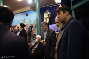 مراسم وداع با پیکر حجت الاسلام و المسلمین سید محمود دعایی در حسینیه جماران -2