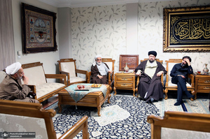 حضور سید حسن خمینی در منزل مرحوم آیت الله ری شهری (ره)