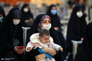 عزاداری شب شهادت حضرت زهرا(س) در حرم امام خمینی(س)