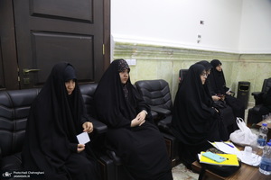 معرفی و بررسی کتاب «معبد زیر زمینی» در نشست عصرانه داستان قم