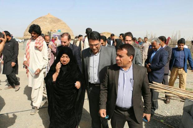 اسناد مالکیت مردم قلعه گنج به اراضی ملی تبدیل شده است