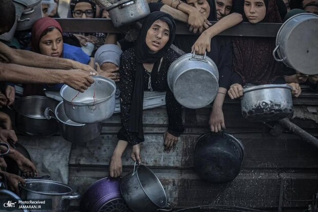 یک افسر آمریکایی جریان کشتار فلسطینیهای گرسنه و تشنه در غزه را فاش کرد