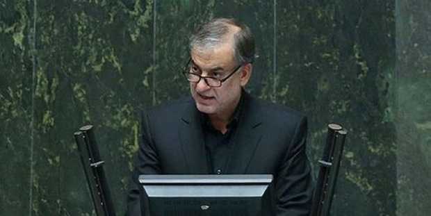 انتقادات تند یک نماینده از اشتباهات لفظی رئیسی + فیلم