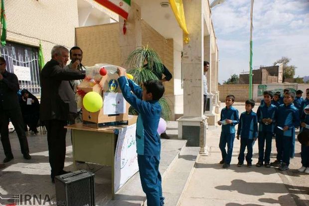 کمک ۲۰ میلیارد ریالی اردبیلی‌ها به دانش آموزان نیازمند