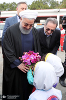 بازدید روحانی از ایستگاه سلامت اورژانس و پایگاه امداد و نجات جاده ای