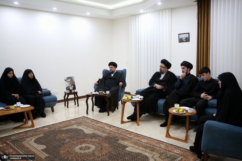 حضور سید حسن خمینی در منزل شهید دکتر فریدون  عباسی