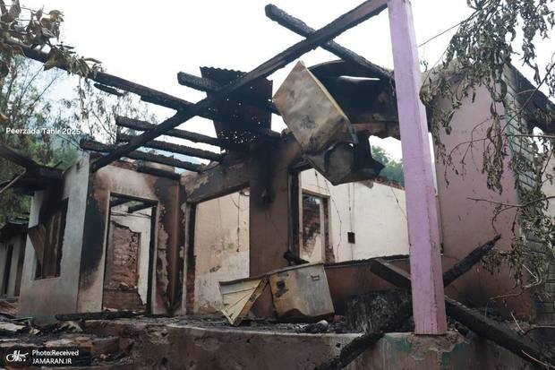 خسارات گسترده در گلوله باران پاکستان در سلام آباد اوری در شمال کشمیر + عکس ها