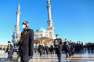 دسته عزاداری خادمان حرم کریمه اهل بیت (ع) در روز شهادت حضرت زهرا (س)‎‎