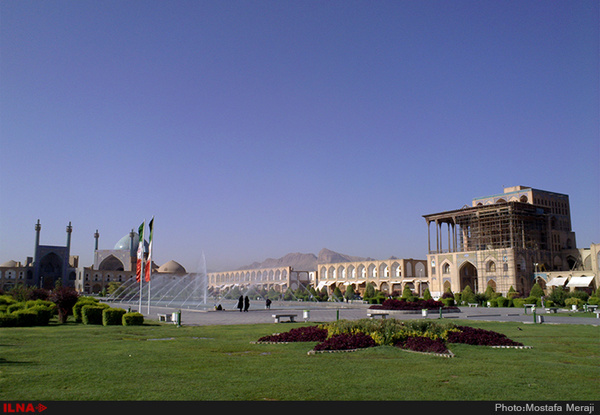 92 هزار مسافر وارد شهر اصفهان شدند  اسکان 57 هزار مسافر در نصف جهان