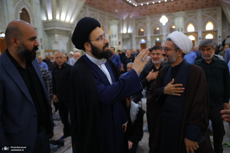 نماز ظهر و عصر روز ارتحال امام در حرم امام خمینی