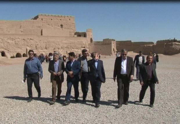 تعداد گردشگران خارجی در برنامه ششم توسعه پنج برابر افزایش می یابد