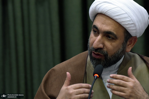 نشست مشترک مدیران فرهنگی آستان امام خمینی (س) با مدیران فرهنگی شهرداری تهران