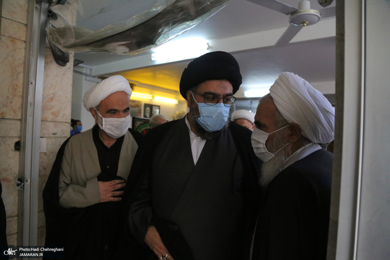 حضور مراجع و علما در بیت آیت الله العظمی صانعی(ره)-1