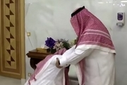  آیا ملک سلمان برای همیشه رفت؟/ بوسه های «سمی» ولیعهد جدید عربستان