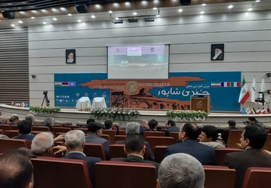 پاپی‌زاده: لزوم استفاده از نمادهای دانشگاه بین المللی جندی شاپور در طراحی ساختمان مرکزی وزارت علوم