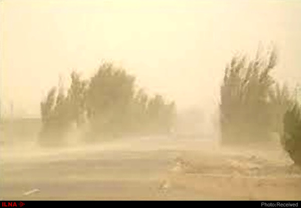 ورود توده گرد و خاک از اواسط امروز به خوزستان  کاهش شدید دید افقی و کیفیت هوا در استان
