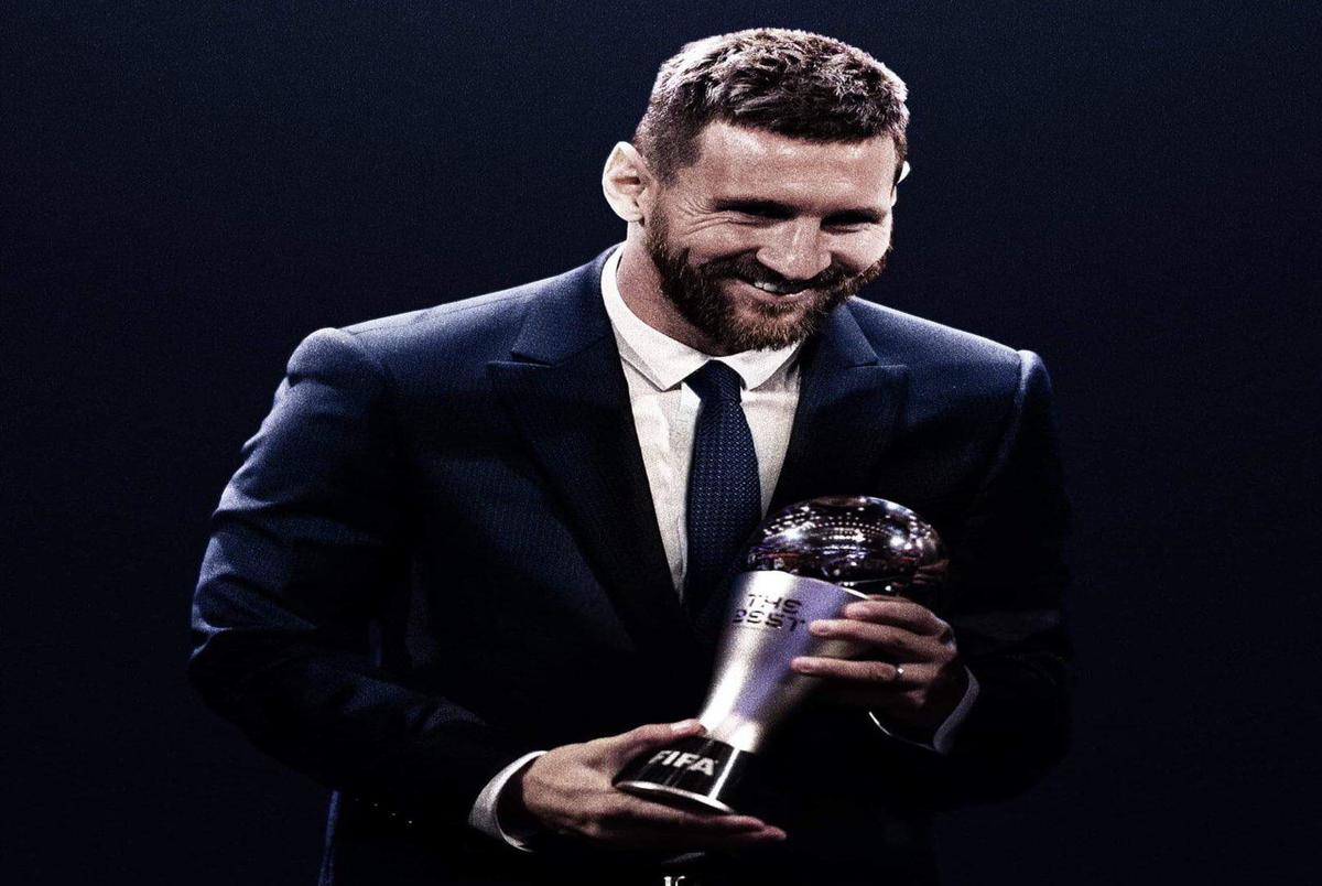 لیونل مسی بعد از کسب جایزه بهترین بازیکن سال جهان چه گفت؟