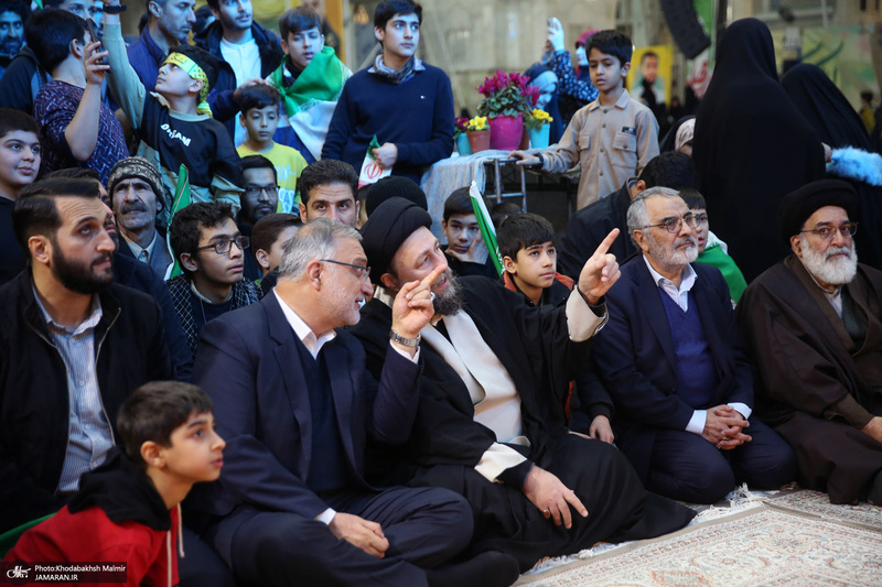 اجتماع باشکوه نوجوانان آرمانی لشکر قدس در حرم مطهر امام خمینی (س)