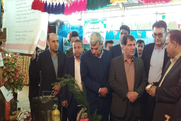 نمایشگاه دستاوردهای انقلاب در دهدشت افتتاح شد