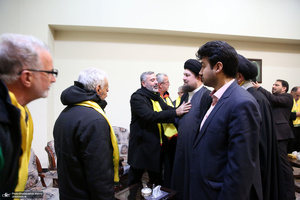 دیدار جمعی از خانواده  های شهدای لبنان با سیدحسن خمینی