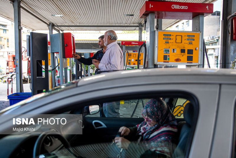 جریان عادی زندگی در شهر تهران...