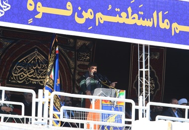 آمریکایی ها با ریسمان پوسیده منافقان به چاه نروند