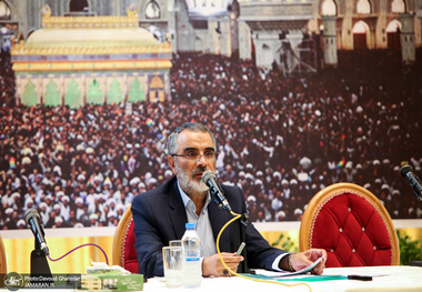 محمدعلی انصاری: بعضی تحلیل ها از قبیل «خوراندن جام زهر به امام» ناشی از عدم باور به حق مداری امام است