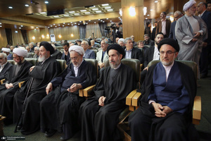 مراسم چهلمین روز درگذشت آیت الله بجنوردی در دائره المعارف بزرگ اسلامی - 1